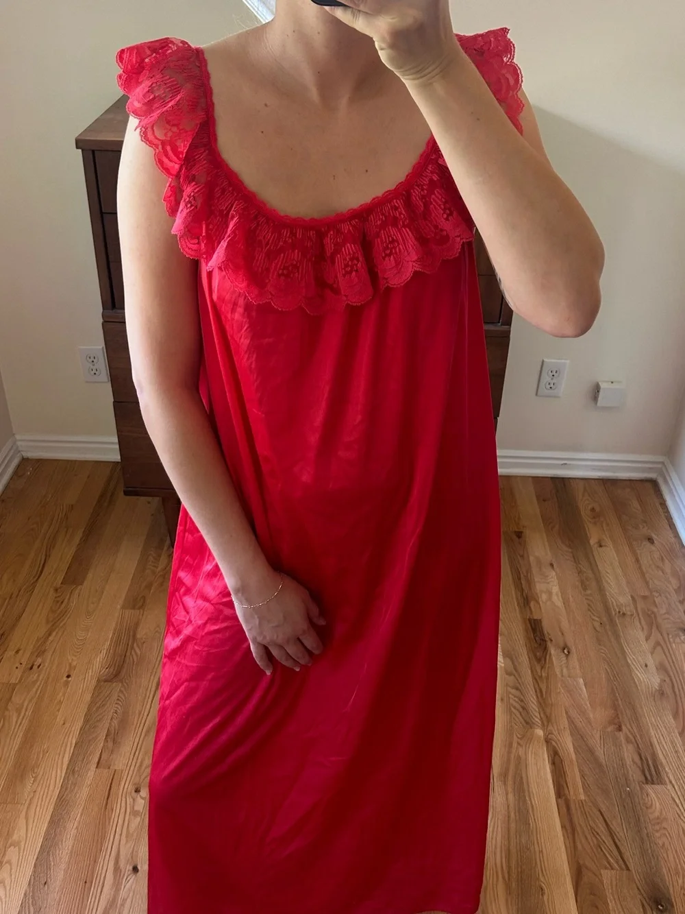Vintage Red Lace-Trim Long Nightgown - Picture 7 of 8